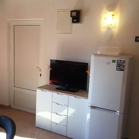 Apartman Slanac 3 Veli Iz