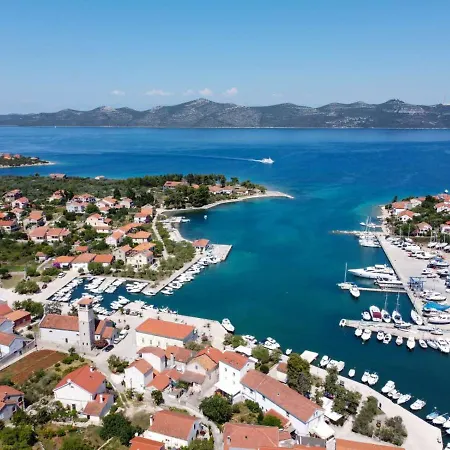 Slanac 3 Apartamento Veli Iž